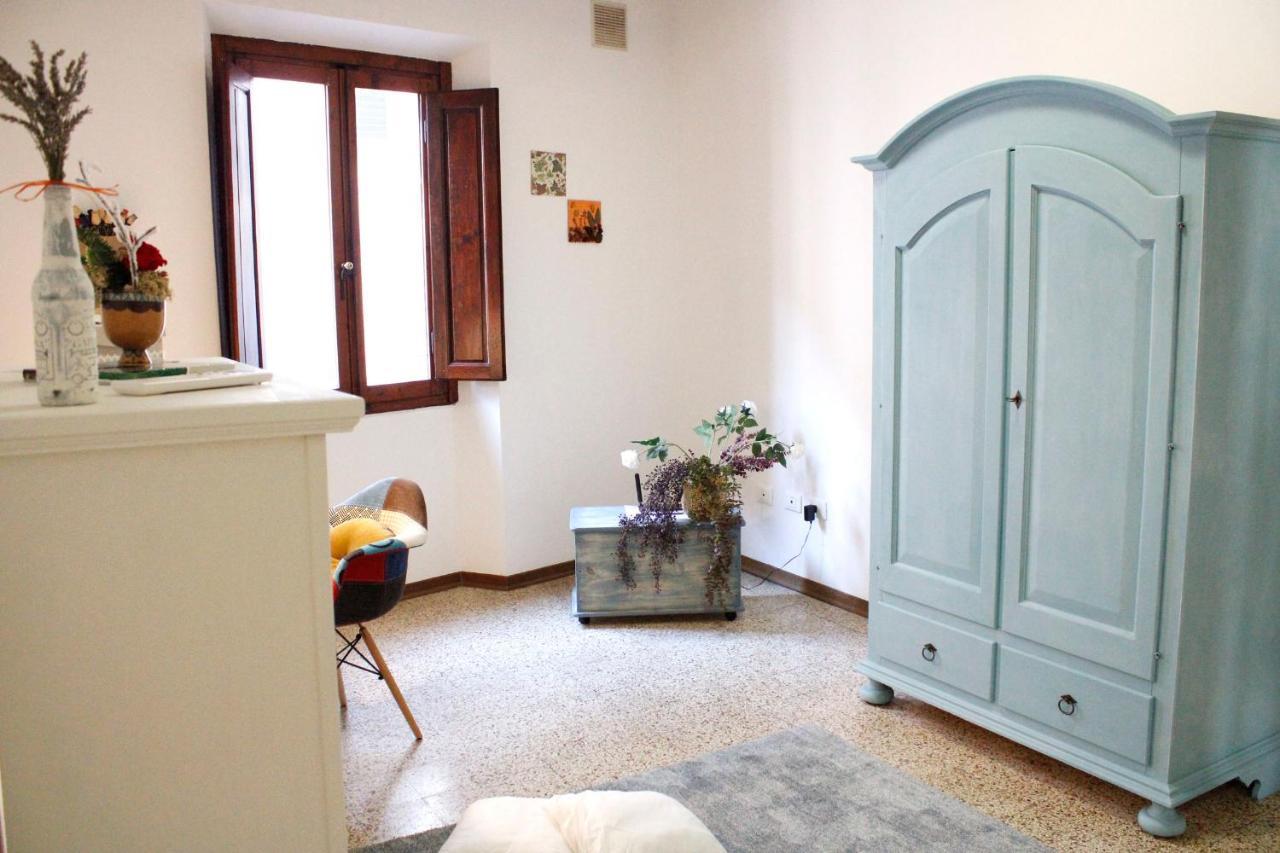 Carducci Flat - In Centro Storico Apartment ปิสโตยา ภายนอก รูปภาพ